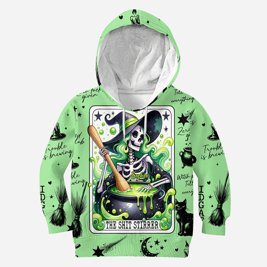 Der Unruhestifter – Personalisiertes Hexen-Shirt