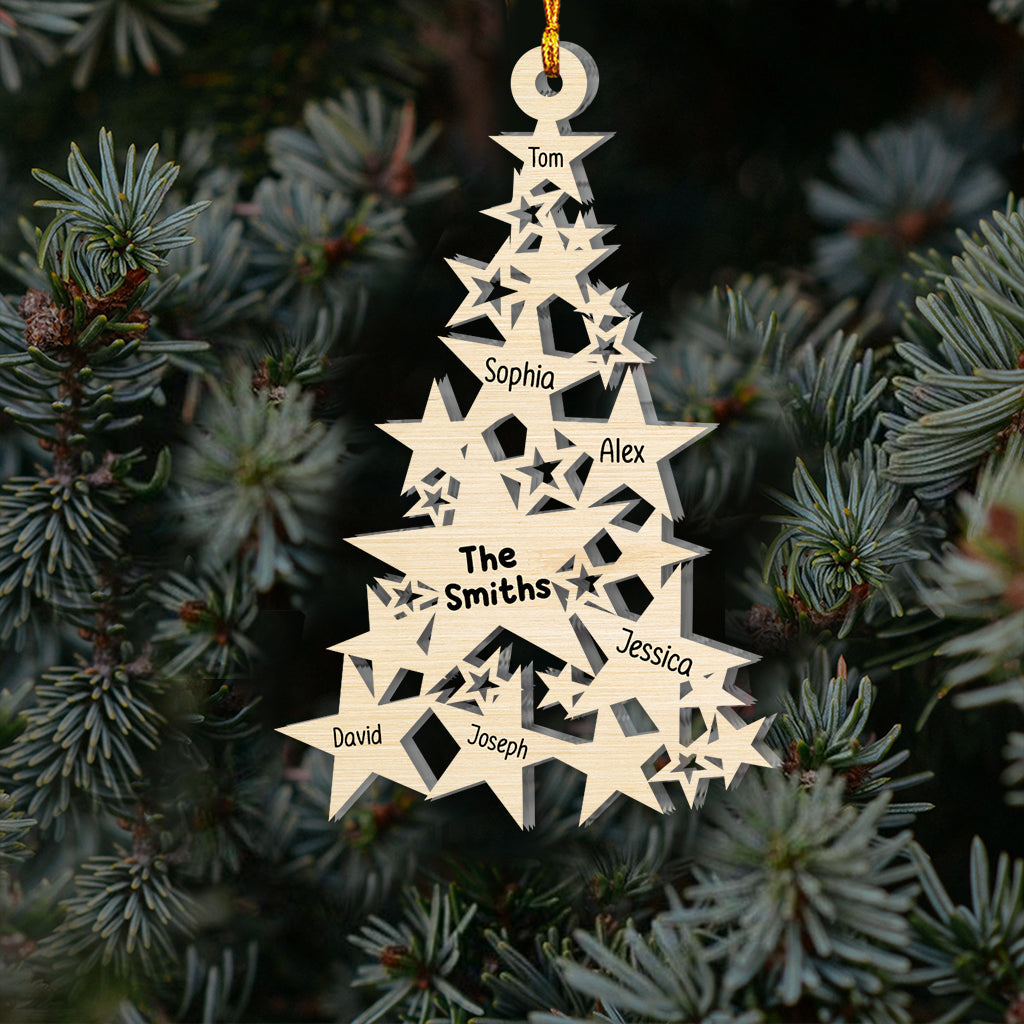 Weihnachtsbaum mit Sternen, personalisierten Familiennamen – Individuell gestalteter Familienschmuck
