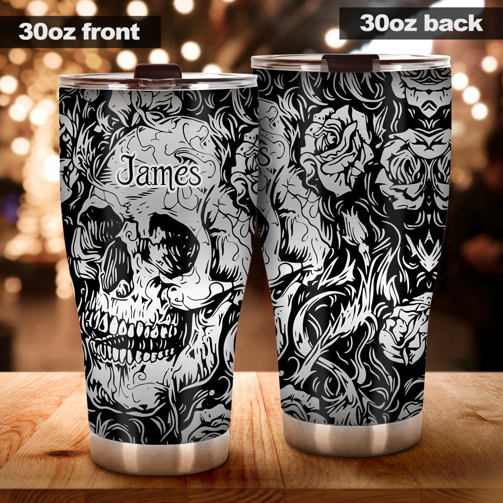 Glänzender grauer Totenkopf – Personalisierter Totenkopf-Trinkbecher