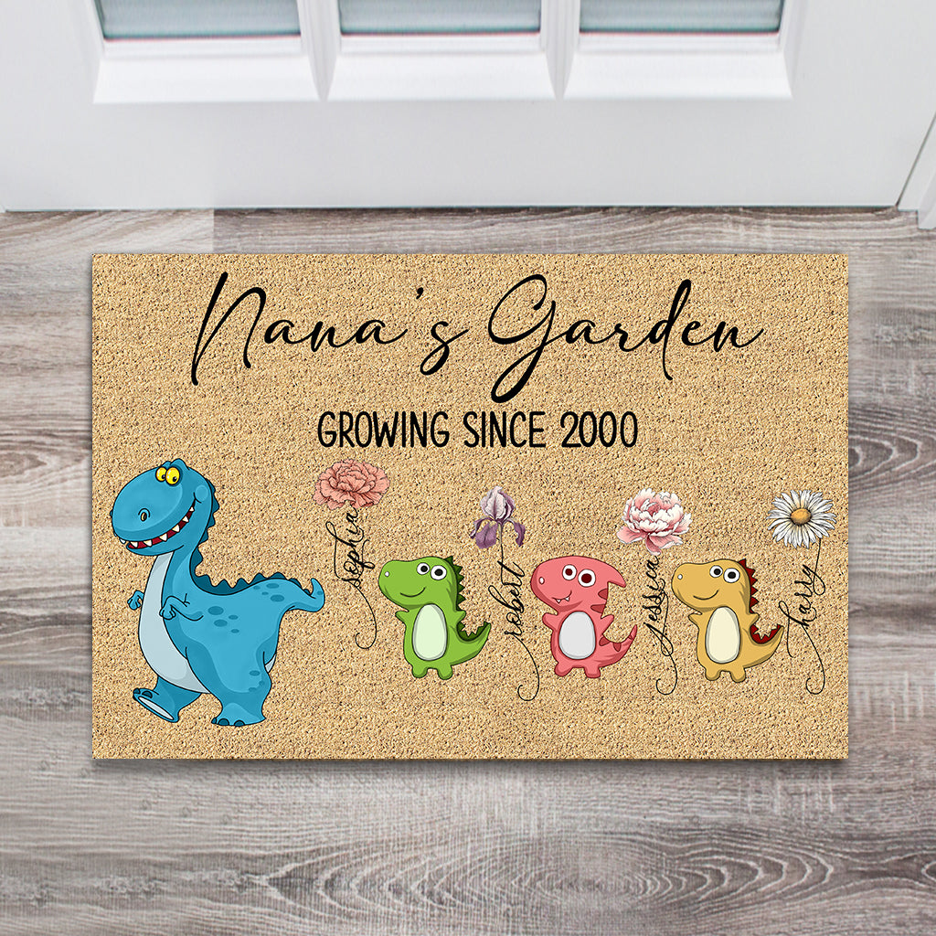 Nana's Garden Nana Saurus - Personalisierte Oma-Fußmatte