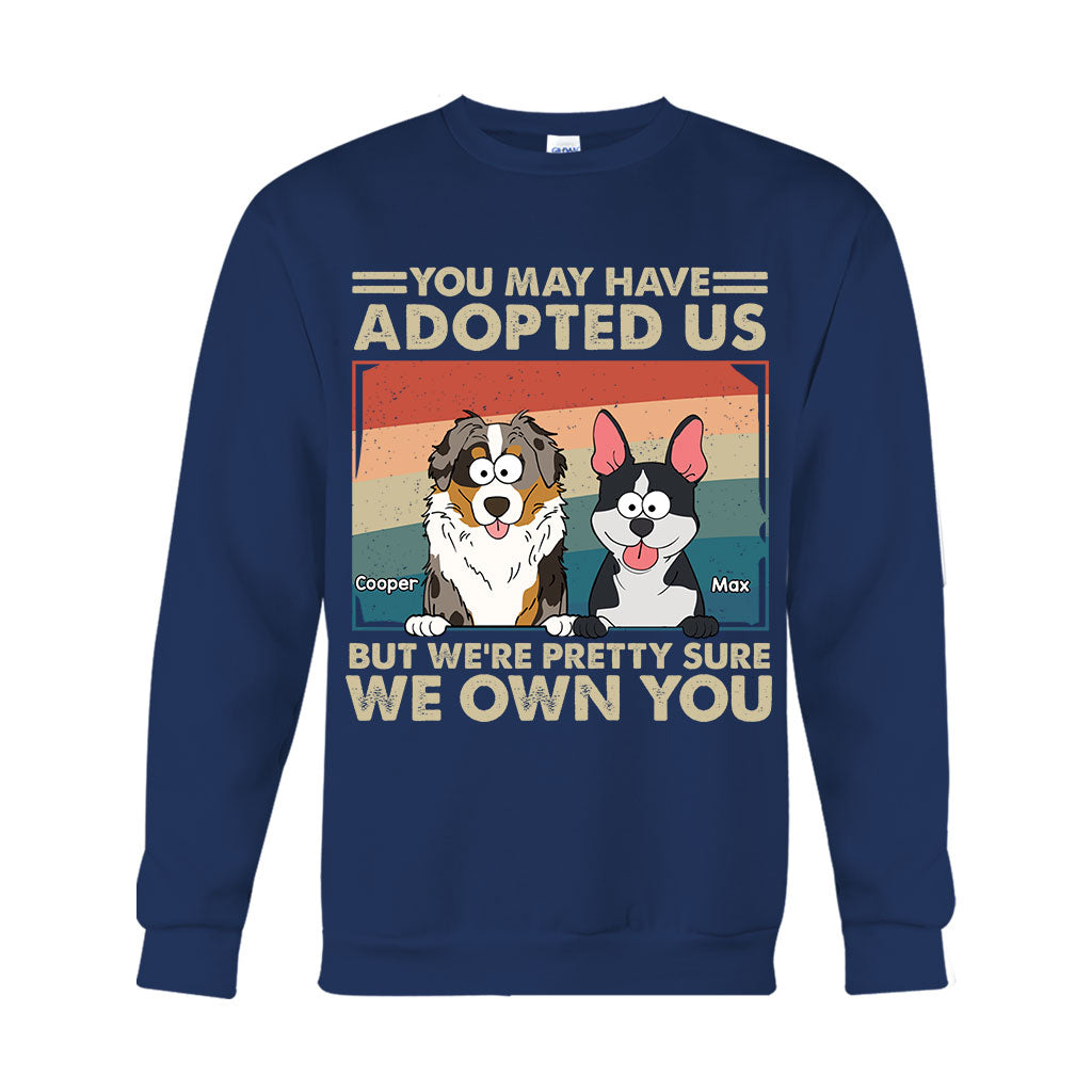 Ich bin mir ziemlich sicher, dass du mir gehörst – Personalisiertes Hunde-T-Shirt und Hoodie