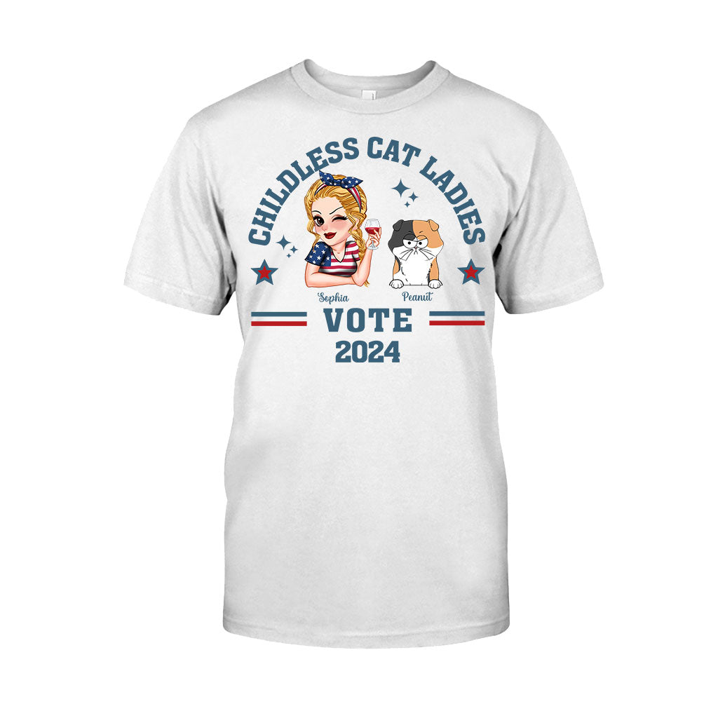 Kinderlose Katzenliebhaberinnen – Personalisiertes Katzen-T-Shirt und Hoodie