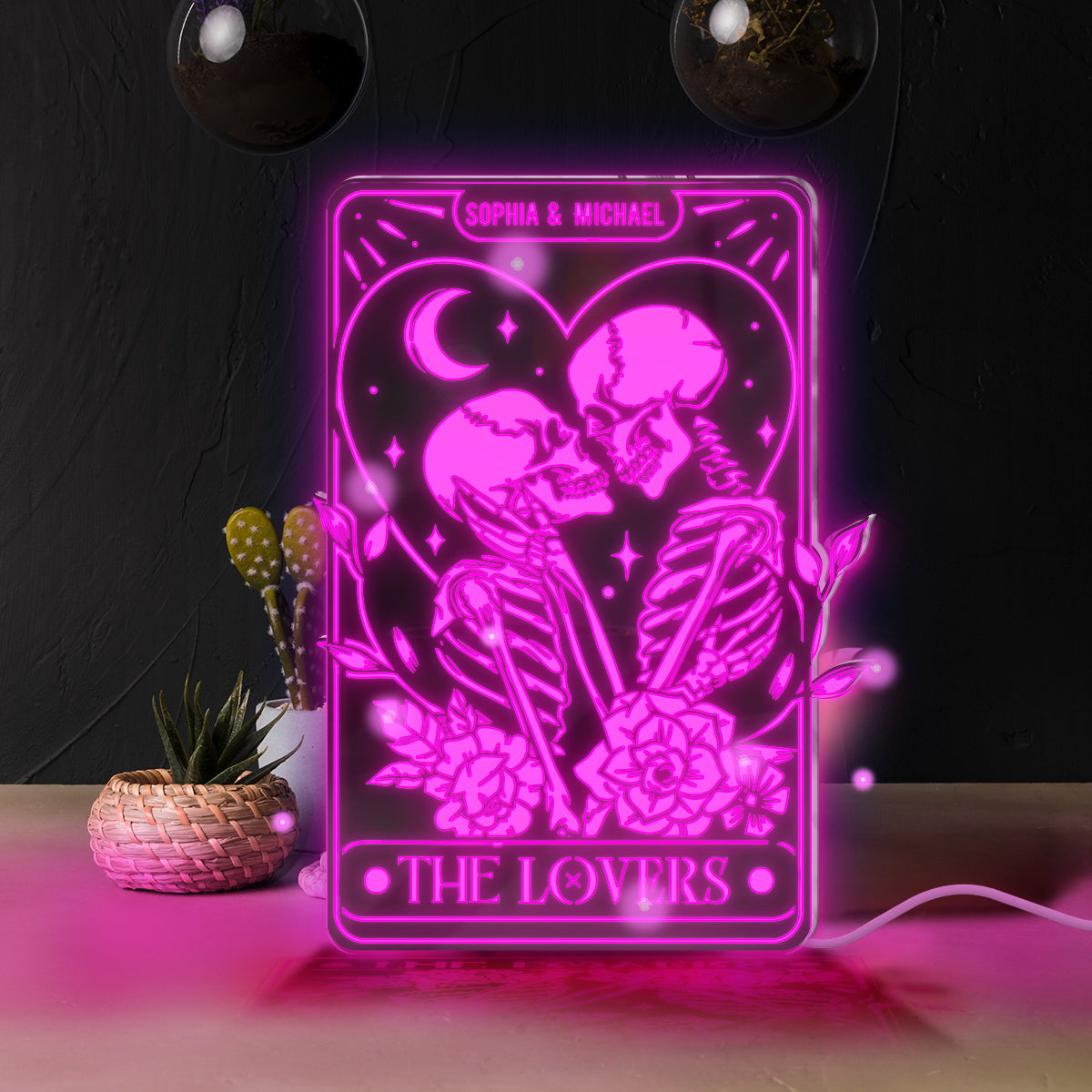 The Lovers – Personalisierte Totenkopf-Spiegelleuchte 