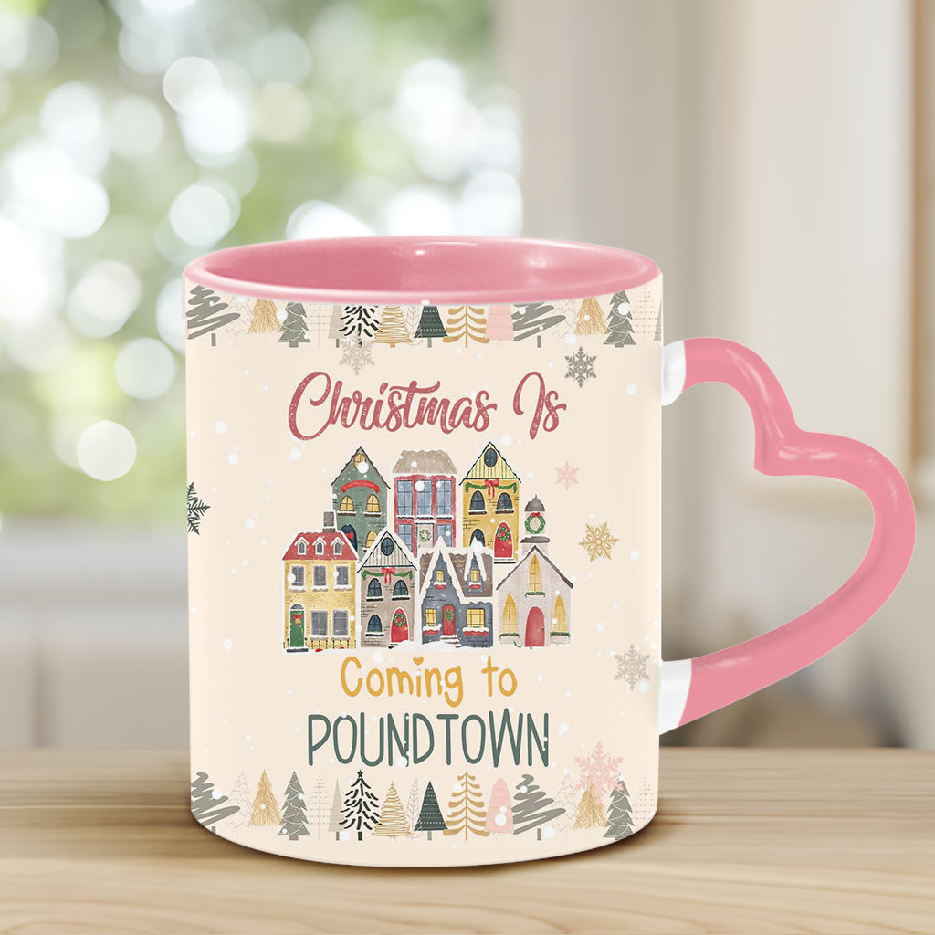 Weihnachten kommt nach Poundtown – Personalisierte Tasse mit Herzgriff für Paare