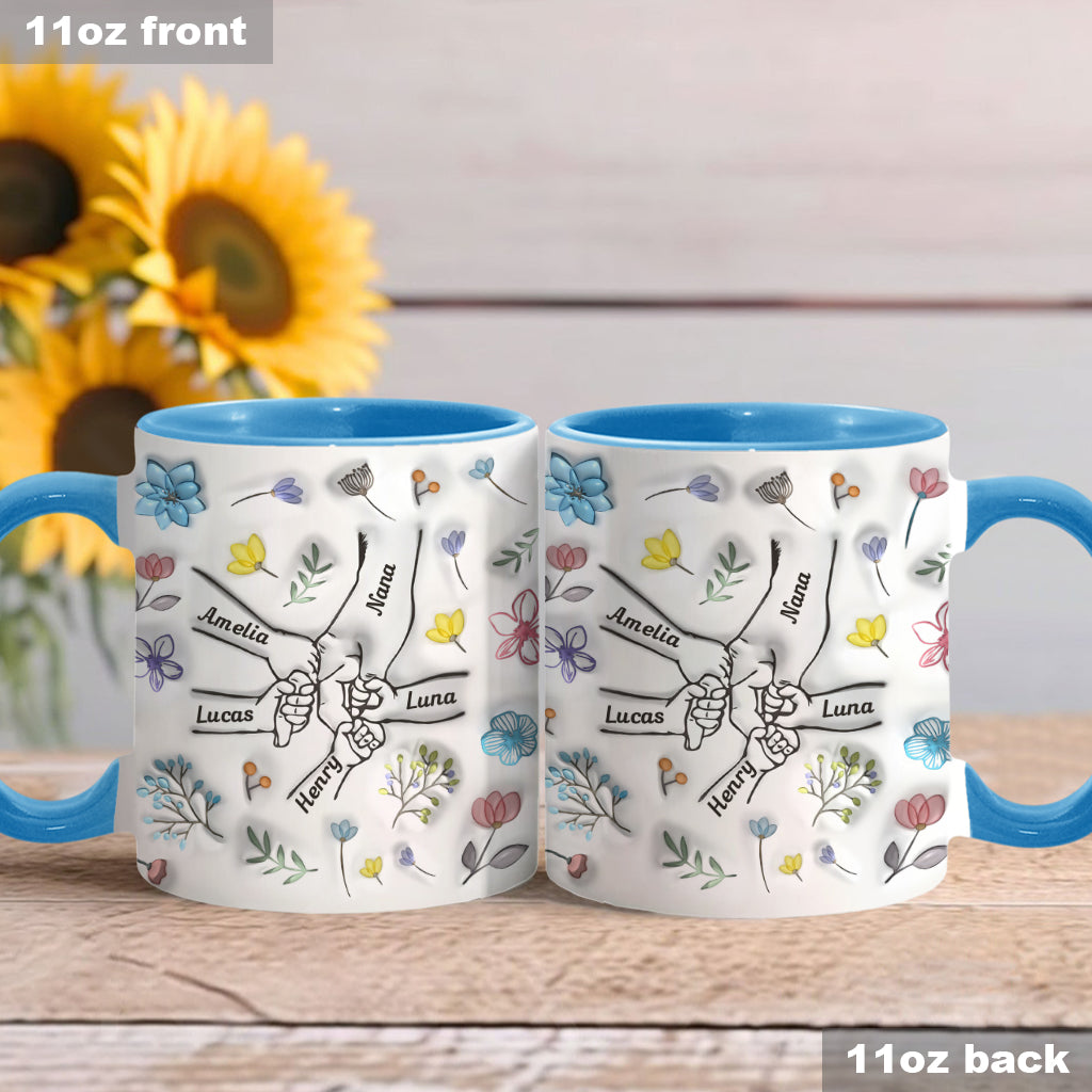 Händchenhaltende Oma, Mama, Nana – Personalisierte Tasse mit Oma-Akzent