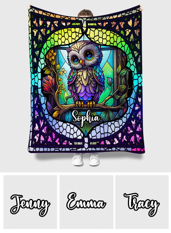 Niedliches Eulen-Buntglasbild – personalisierte Eulendecke