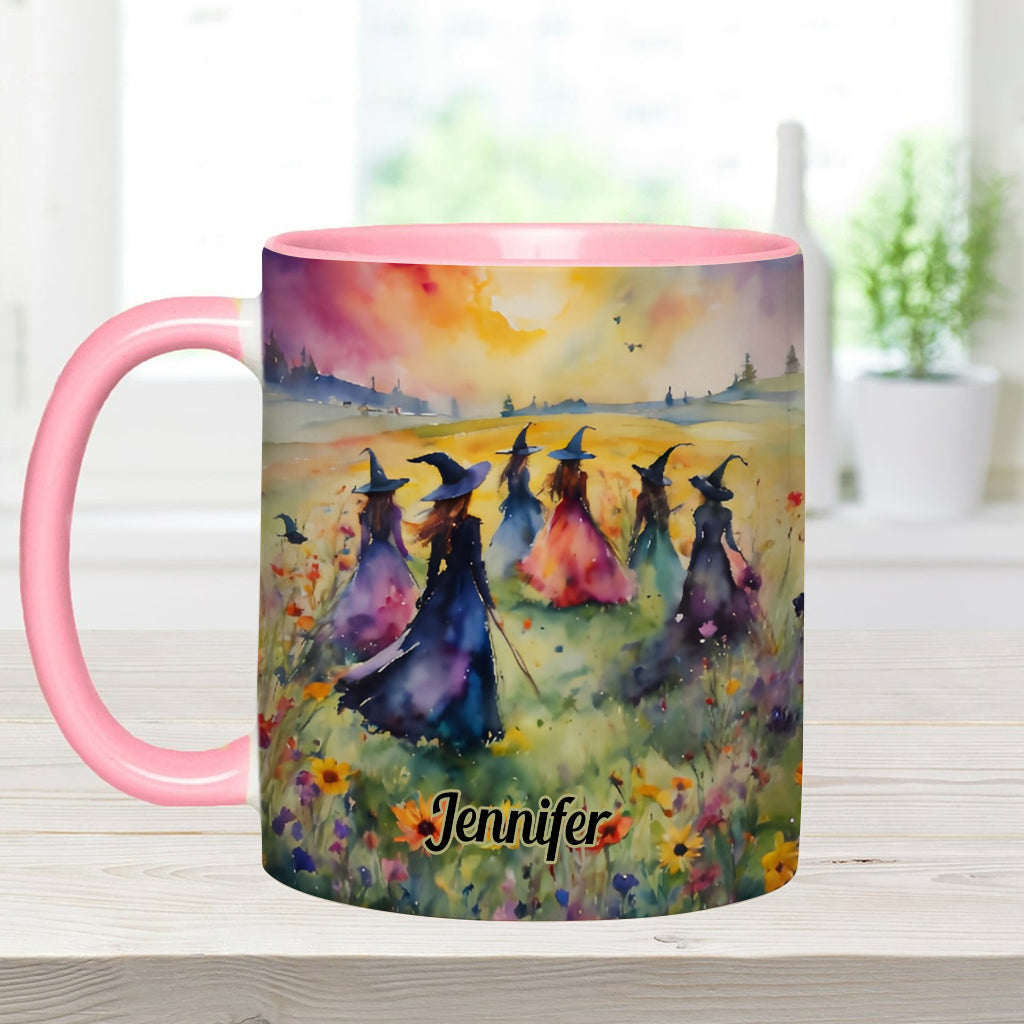 Aquarell-Hexen versammeln sich – Personalisierte Tasse mit Hexenmotiv