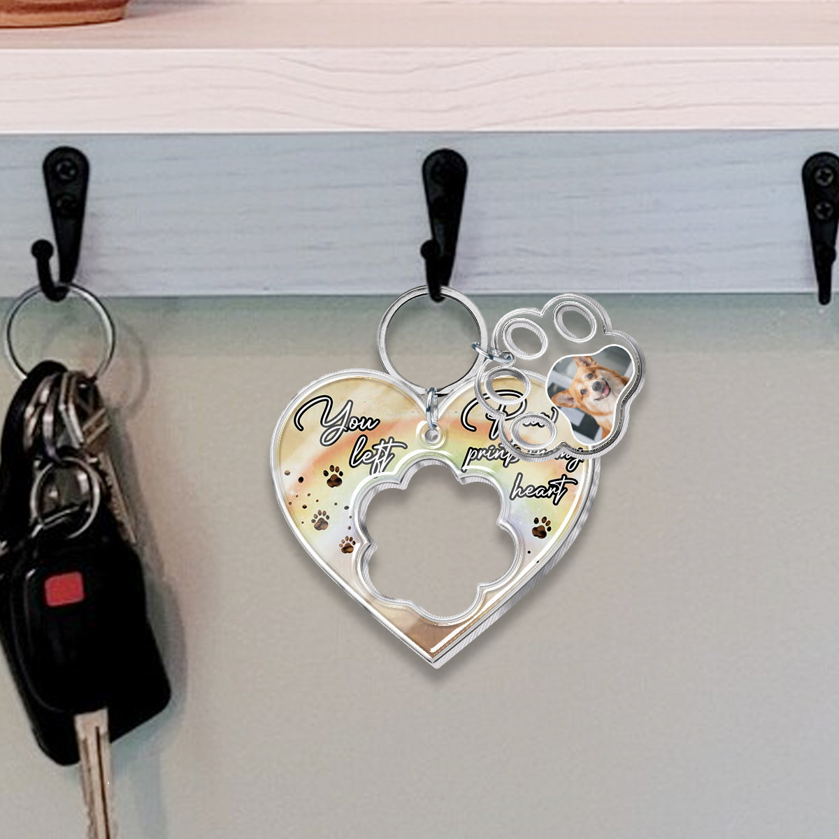 Du hast Pfotenabdrücke in meinem Herzen hinterlassen – personalisierter Hunde-Schlüsselanhänger mit Anhängern