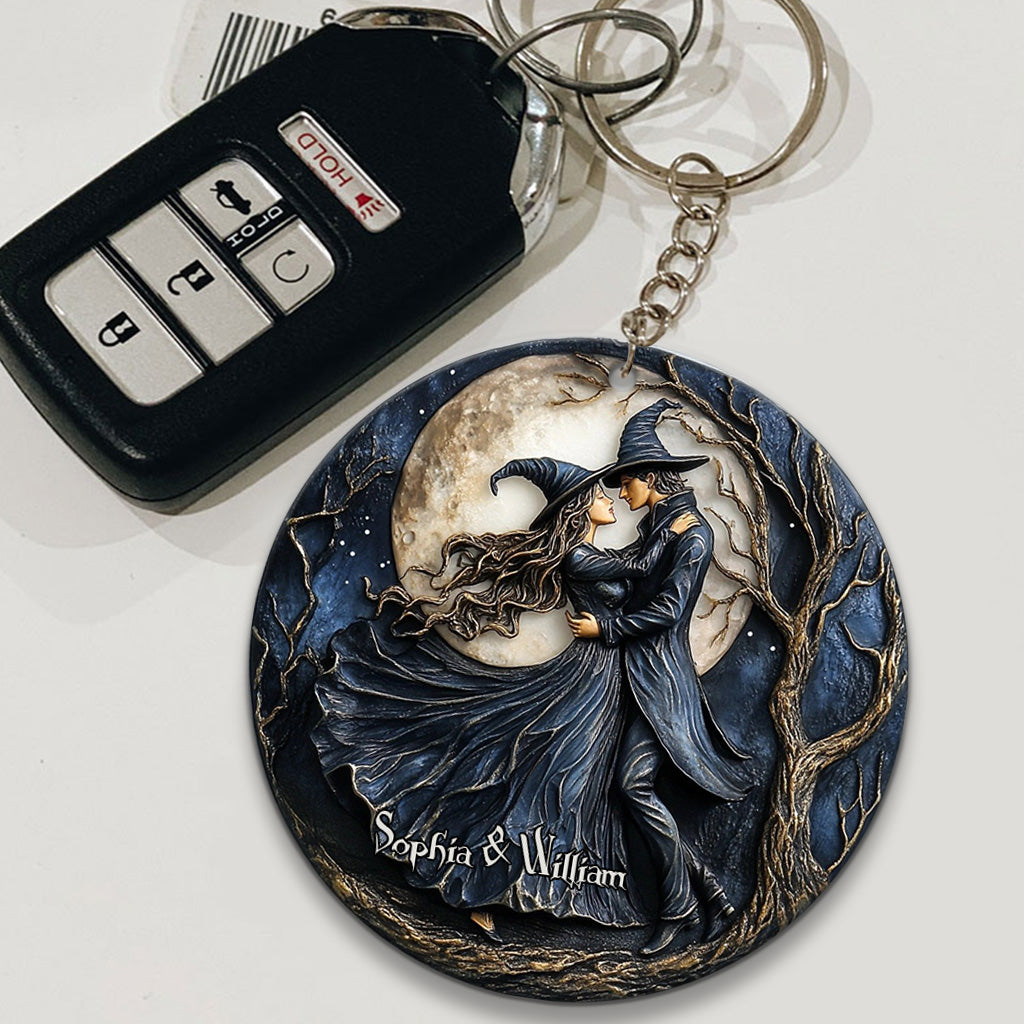 Wahre Liebe stirbt nie – Personalisierter Hexen-Schlüsselanhänger