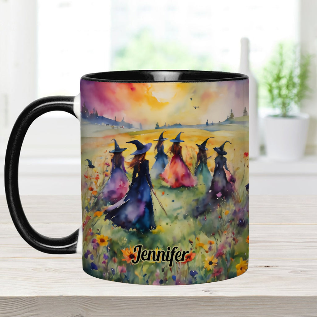 Aquarell-Hexen versammeln sich – Personalisierte Tasse mit Hexenmotiv