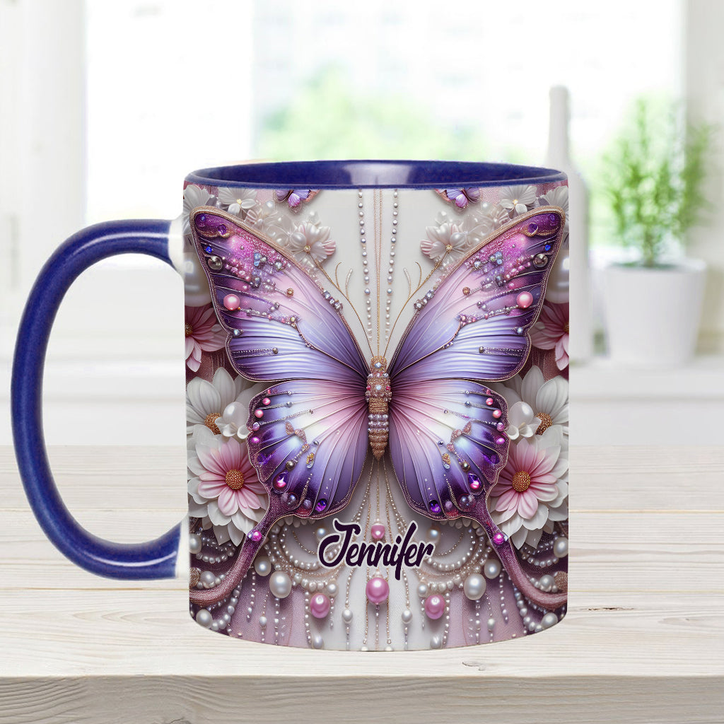Personalisierte Tasse mit Schmetterlingsmotiv und Blumenmuster