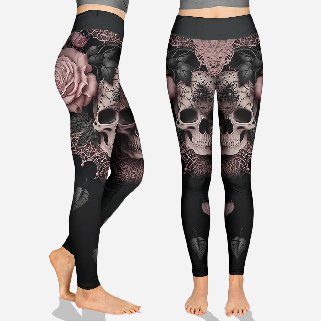 Rosen und Totenköpfe – Personalisierter Totenkopf-Hoodie und Leggings