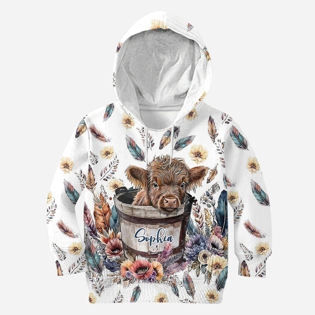 Hochlandkalb im Eimer - Personalisiertes Allover-Shirt