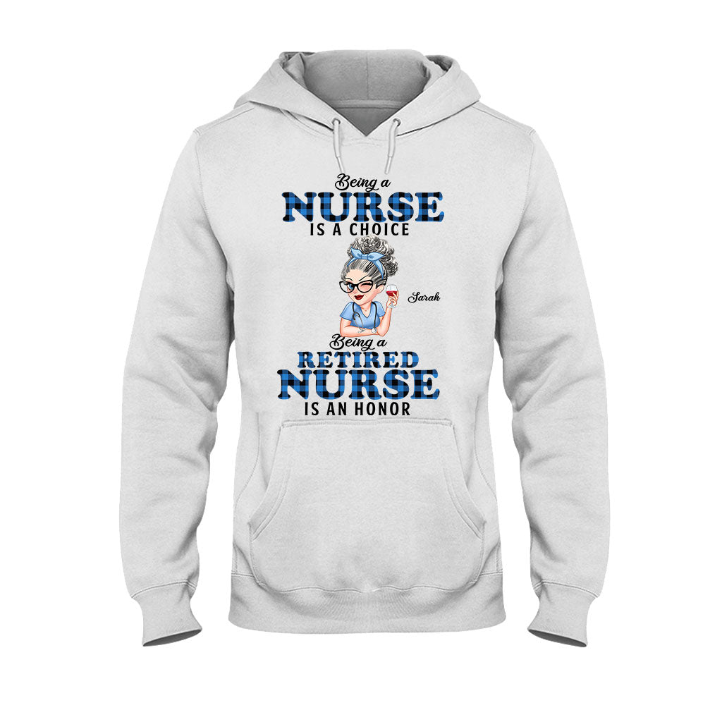 Als pensionierte Krankenschwester eine Ehre zu sein – personalisiertes T-Shirt und Hoodie für Krankenschwestern