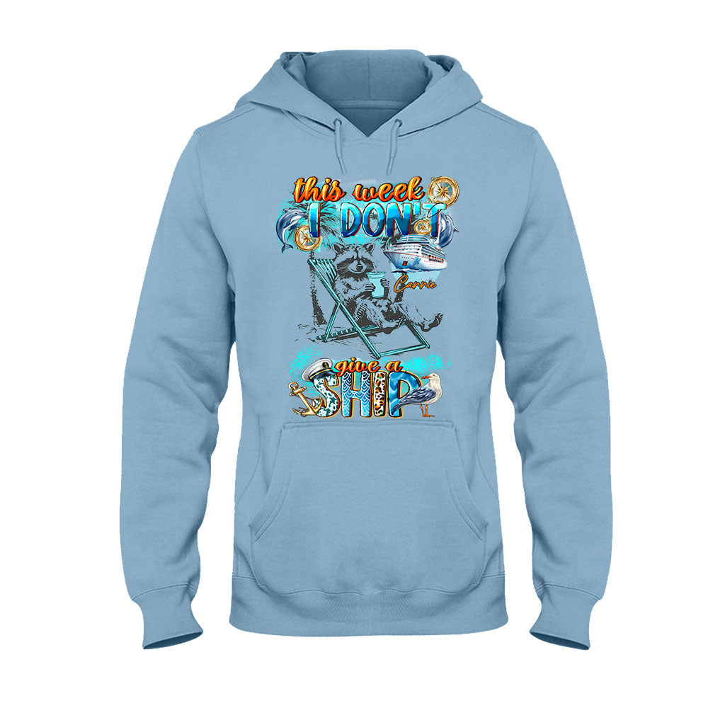 Diese Woche ist mir das Schiff egal – Feral Girl Summer – Personalisiertes Kreuzfahrt-T-Shirt und Hoodie