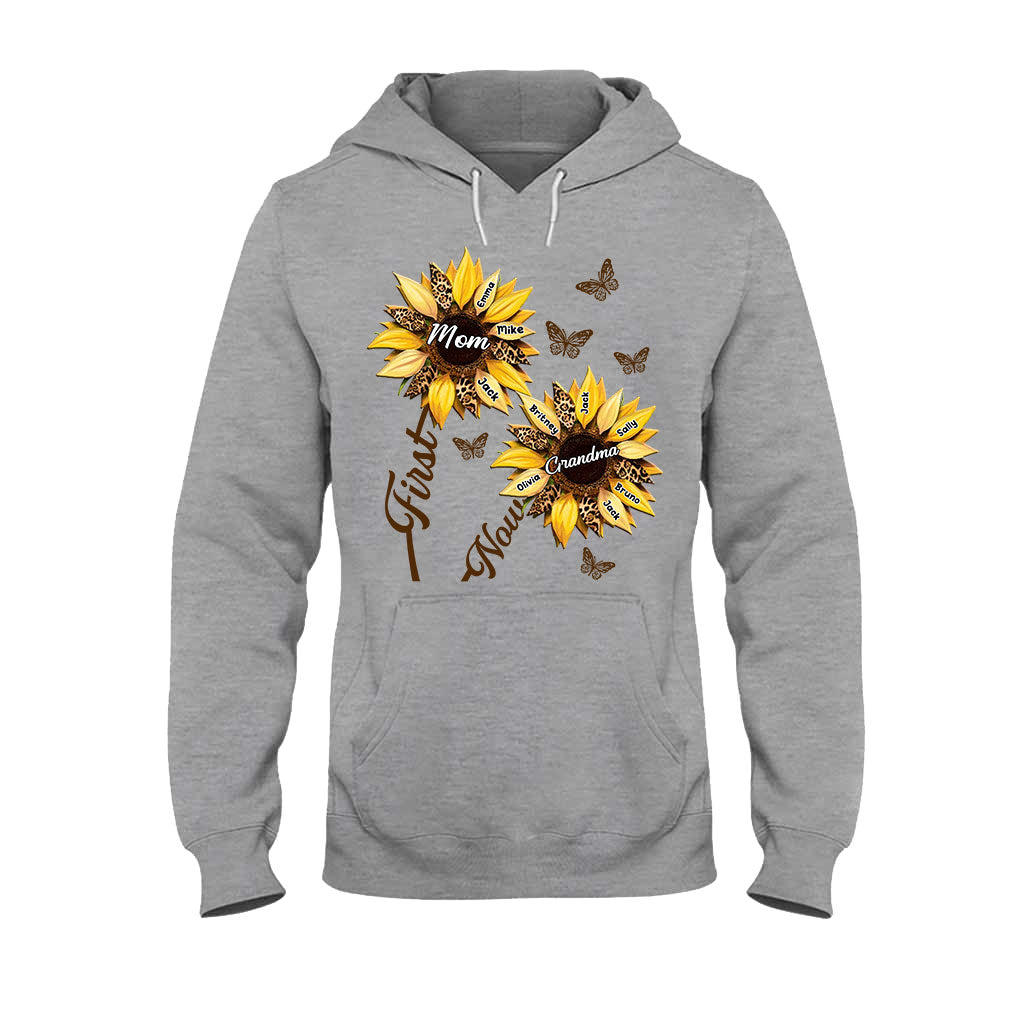 Erst Mama, jetzt Oma Sonnenblume – Personalisiertes Oma-T-Shirt und Hoodie