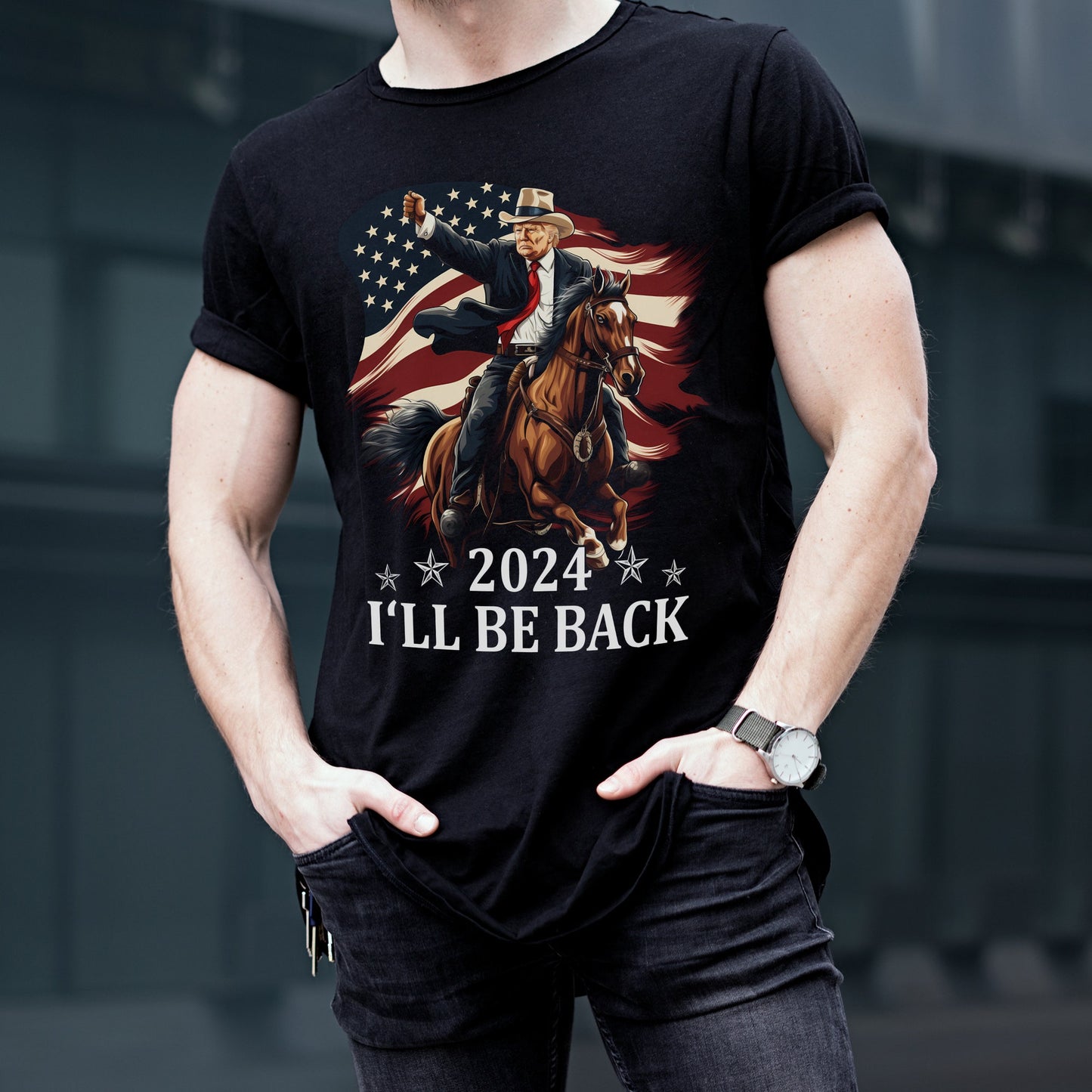 Donald Trump 2024 Shirt – Trump reitet auf einem Pferd mit der amerikanischen Flagge – Cowboy-Trump-T-Shirt – Trump-Shirt – Geschenke für Republikaner – Trump-Geschenke: T-Shirt & Hoodie