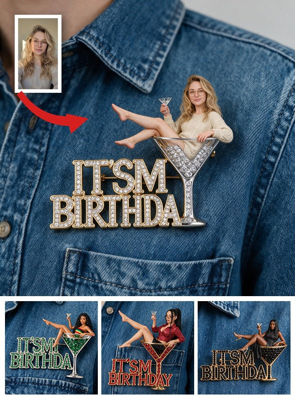 Es ist mein Geburtstag - Blonde Geburtstagsfrau 3D Präge-Emaille-Anstecker