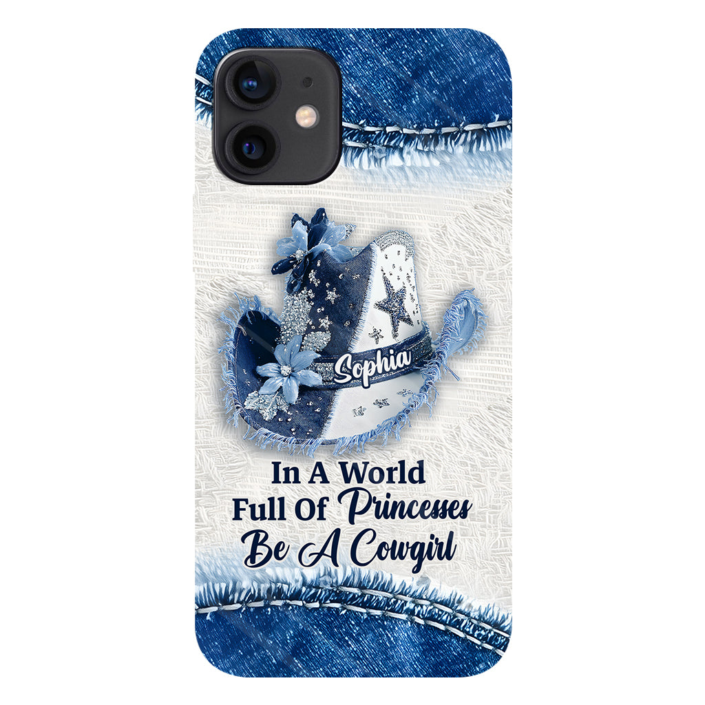 In einer Welt voller Prinzessinnen – Personalisierte Handyhülle mit Cowgirl-Print