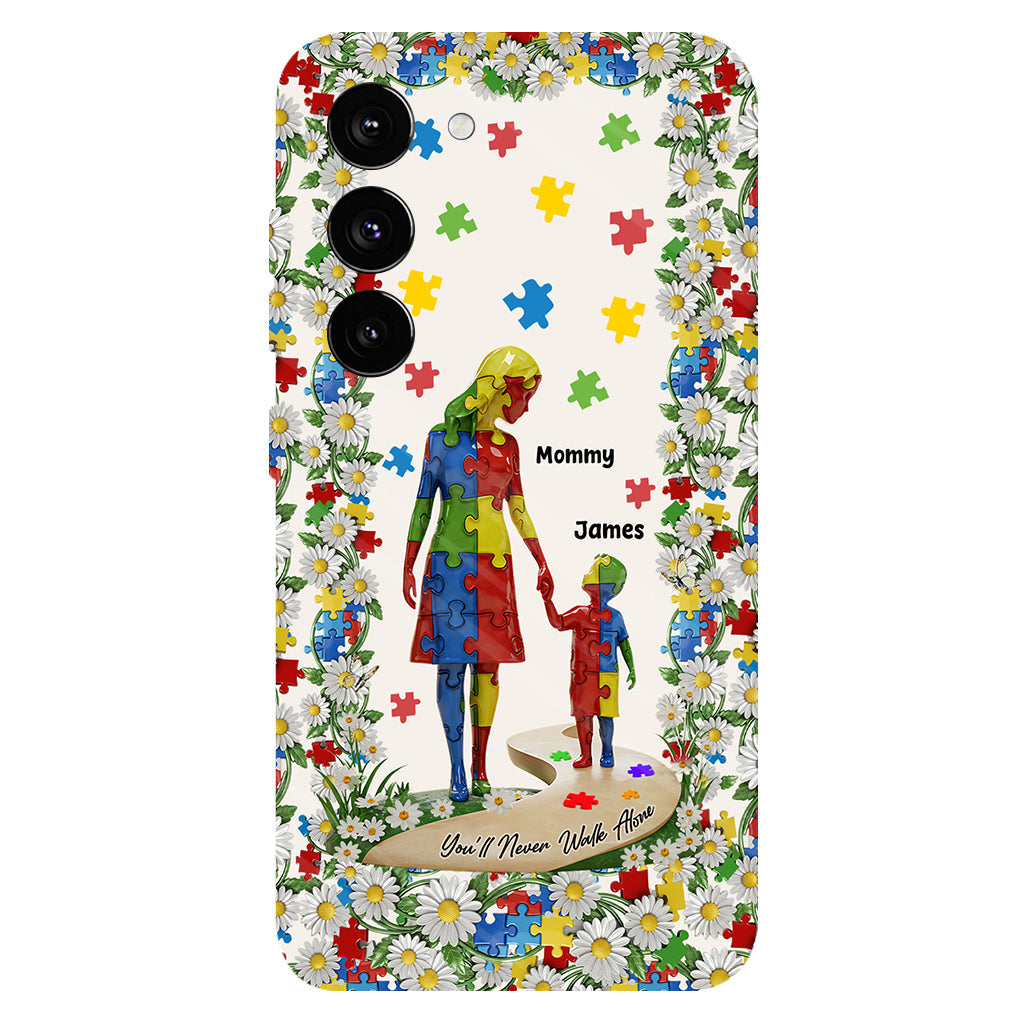 Du wirst niemals allein gehen – Personalisierte Handyhülle mit vollflächigem Aufdruck zum Thema Autismus