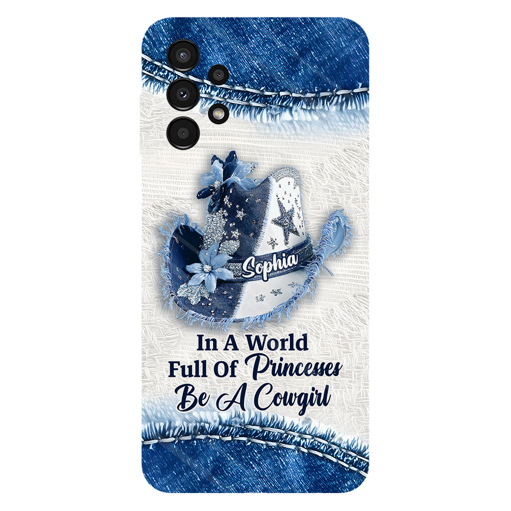 In einer Welt voller Prinzessinnen – Personalisierte Handyhülle mit Cowgirl-Print