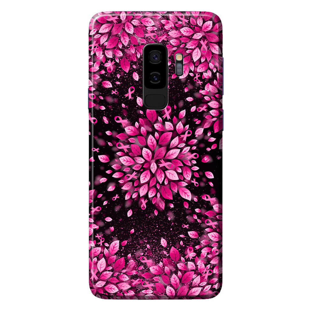 Glaube, Hoffnung, Liebe – Personalisierte Handyhülle zur Sensibilisierung für Brustkrebs