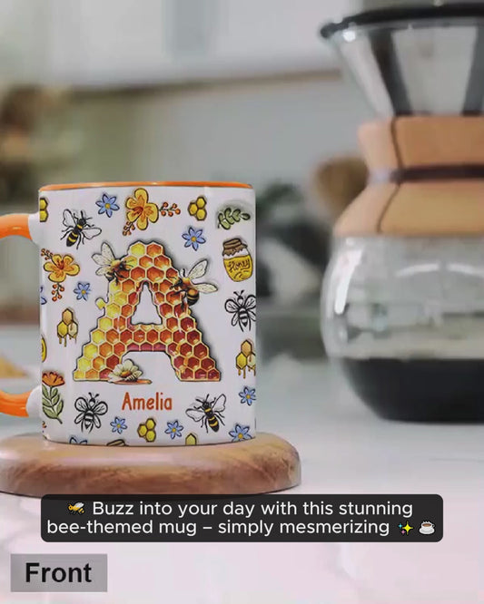 Wunderschöner Bienen-Buchstabe - Personalisierte Gartentasse