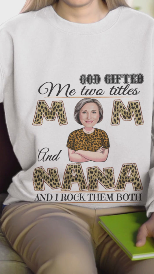 Mama & Oma – Personalisiertes Mutter-T-Shirt und Hoodie