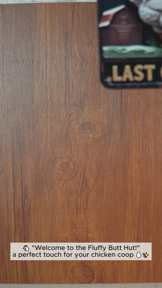 Fluffy Butt Hütte – Personalisiertes rechteckiges Metallschild mit Hühnermotiv