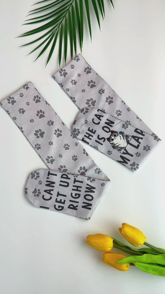 Ich kann jetzt aufstehen – Katzengeschenk für Hundeliebhaber – Personalisierte Socken