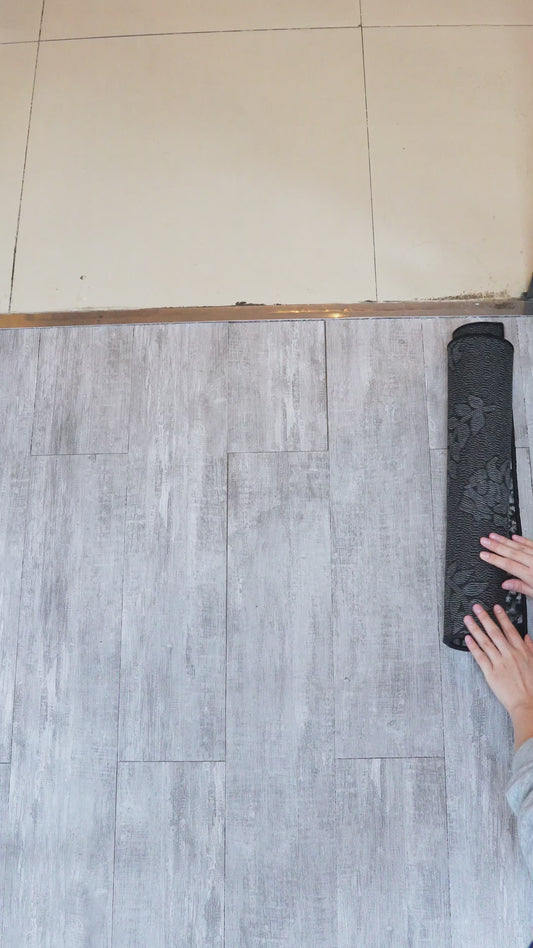 Ein alter Hirsch und seine süße Hirschkuh – Personalisierte Jagd-Fußmatte