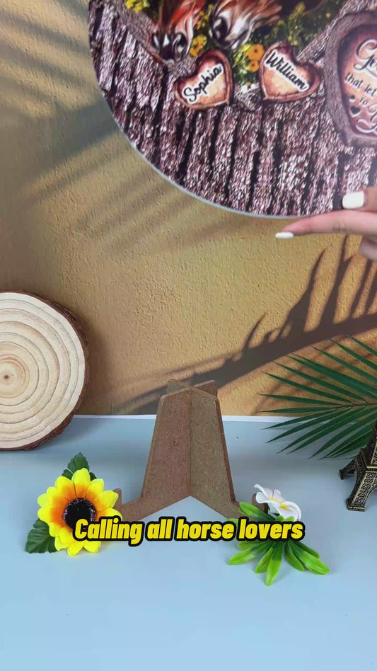 Gott segnete das gebrochene Herz – Personalisiertes rundes Holzschild mit Pferd