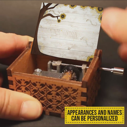 An meine Enkelin – Geschenk für Oma, Mutter, Tochter, Enkelin – Personalisierte Spieluhr mit Handkurbel