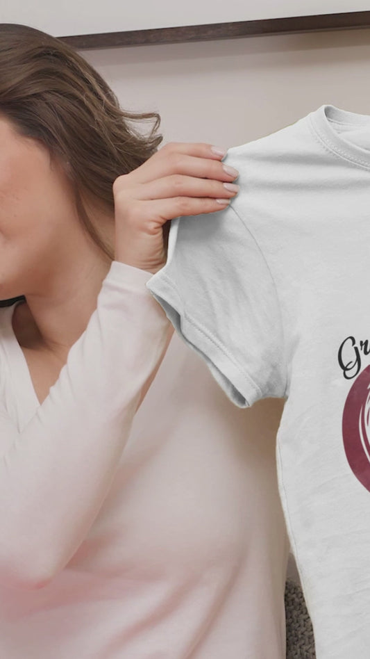 Omas Lieblinge/Mamas Lieblinge – Personalisiertes Oma-T-Shirt und Hoodie