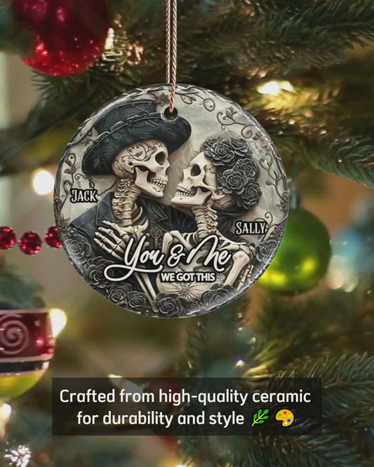 Du & Ich – Personalisierter Totenkopf-Keramik-Kreisanhänger