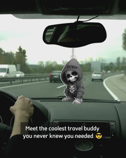 Stilvolles Skelett – Personalisierter Totenkopf als Autoanhänger in individueller Form