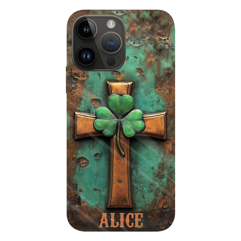 Vintage Irisches Kreuz – Personalisierte Handyhülle mit Allover-Print zum St. Patrick's Day