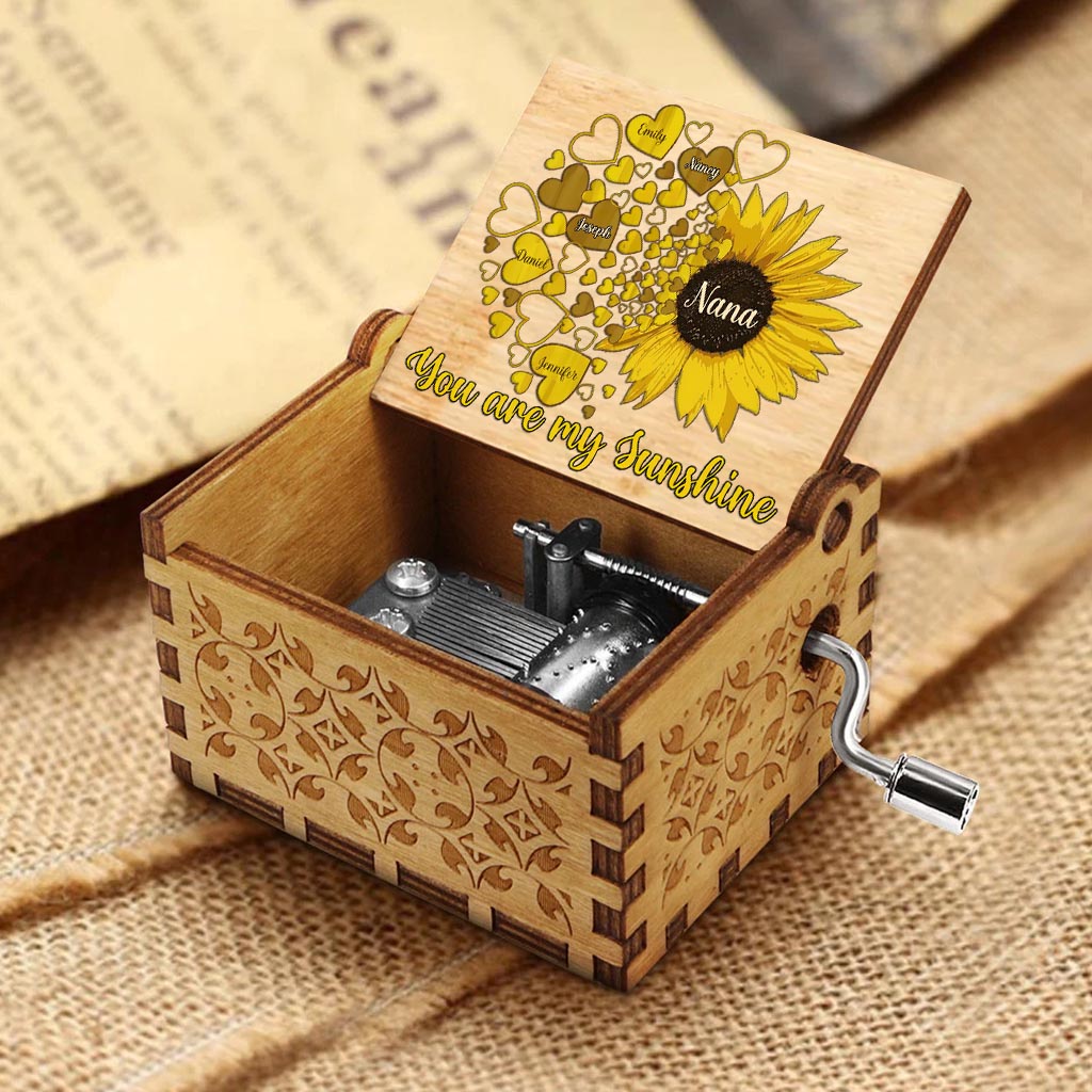 You Are My Sunshine - Personalized Mother's Day Grandma Hand Crank Music Box