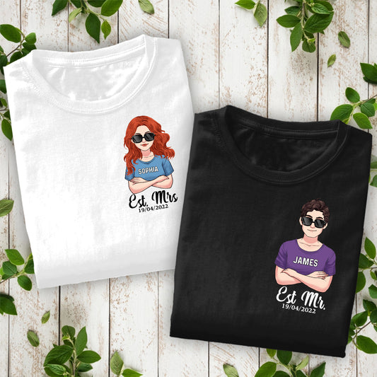 Mr. & Mrs. – Personalisiertes T-Shirt und Hoodie für Paare