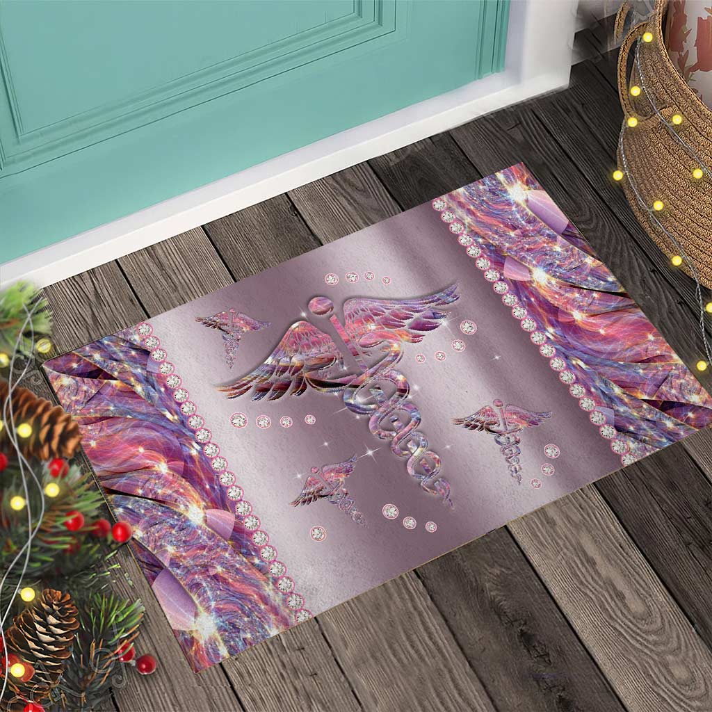 Fußmatte mit Metallmuster im Krankenschwestern-Design