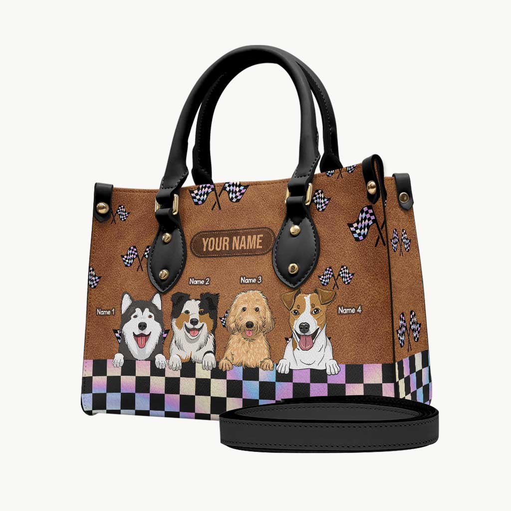 Racing Girls And Her Dogs - Personalisierte Rennlederhandtasche