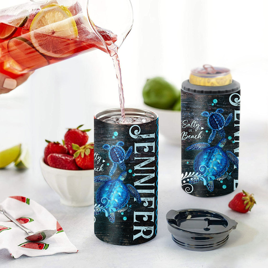 Salty Lil Beach – Personalisierter Dosenkühler in Schildkrötenform