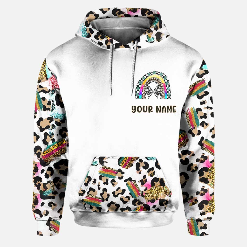 Glitzer und Dreck – Meister beider Welten – Personalisierter Renn-Hoodie und Leggings