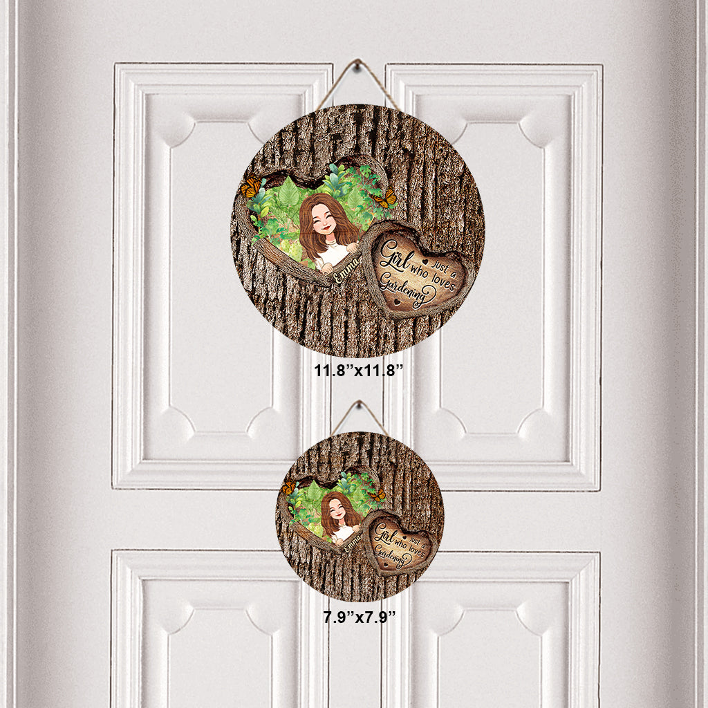 Into The Garden I Go - Personalized Gardening Round Wood Sign