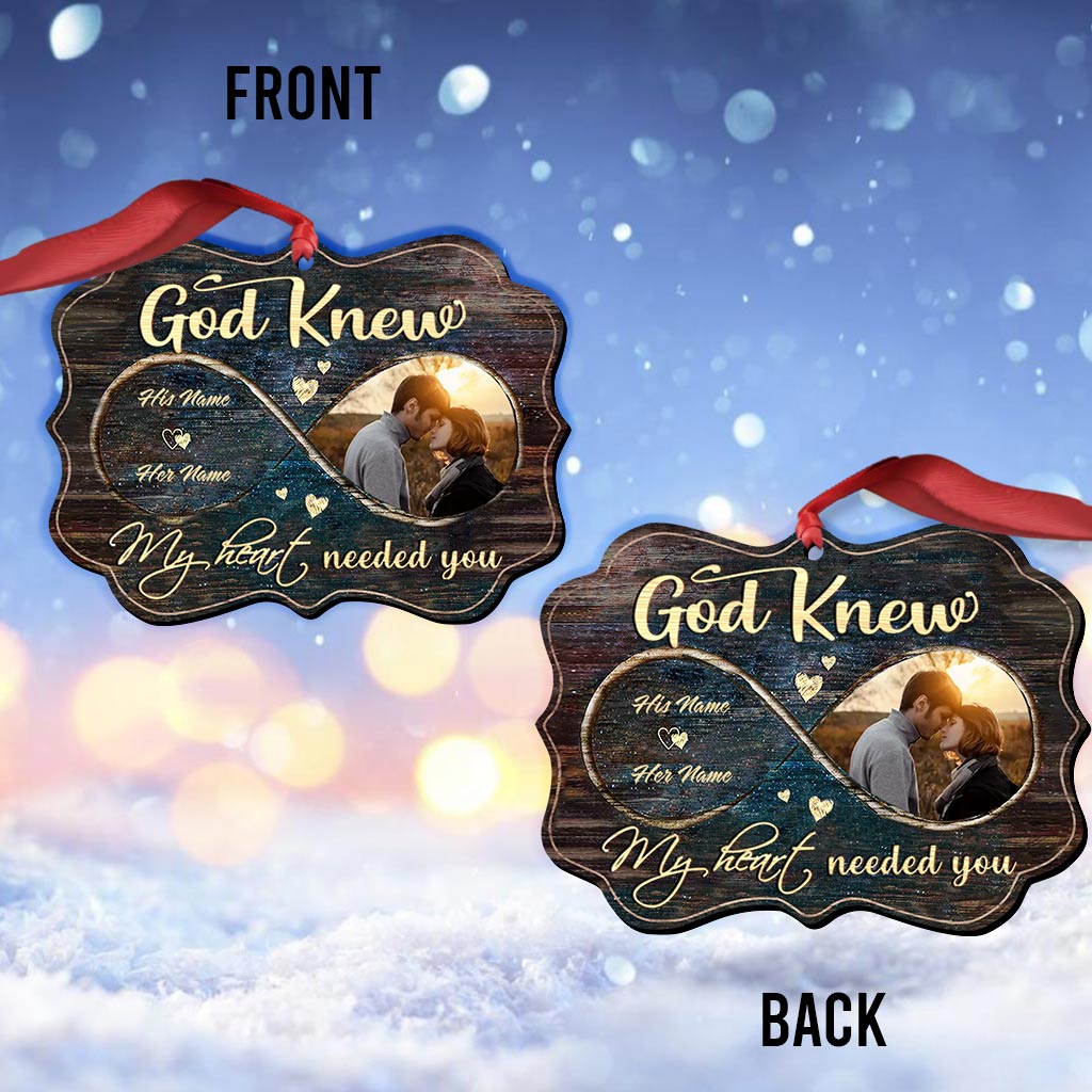Gott wusste, dass mein Herz dich brauchte – Personalisierter Weihnachtsschmuck für Paare (beidseitig bedruckt)