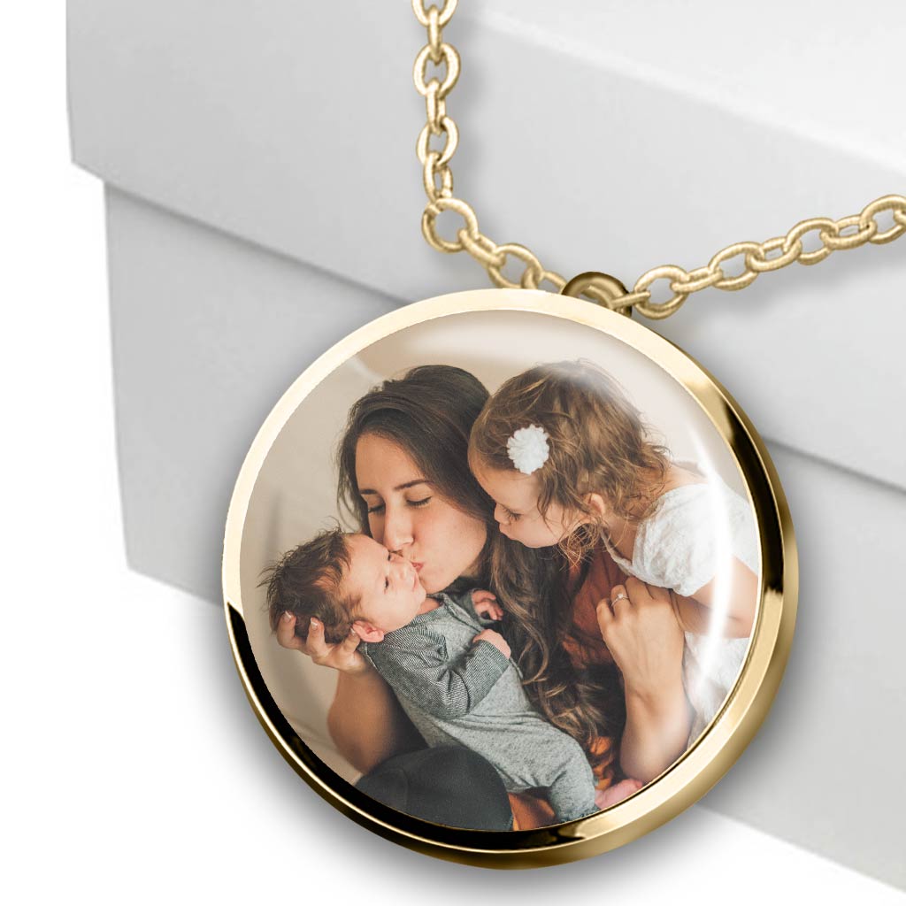 If Moms Were Flowers - Personalized Mother's Day Mother Round Pendant Necklace