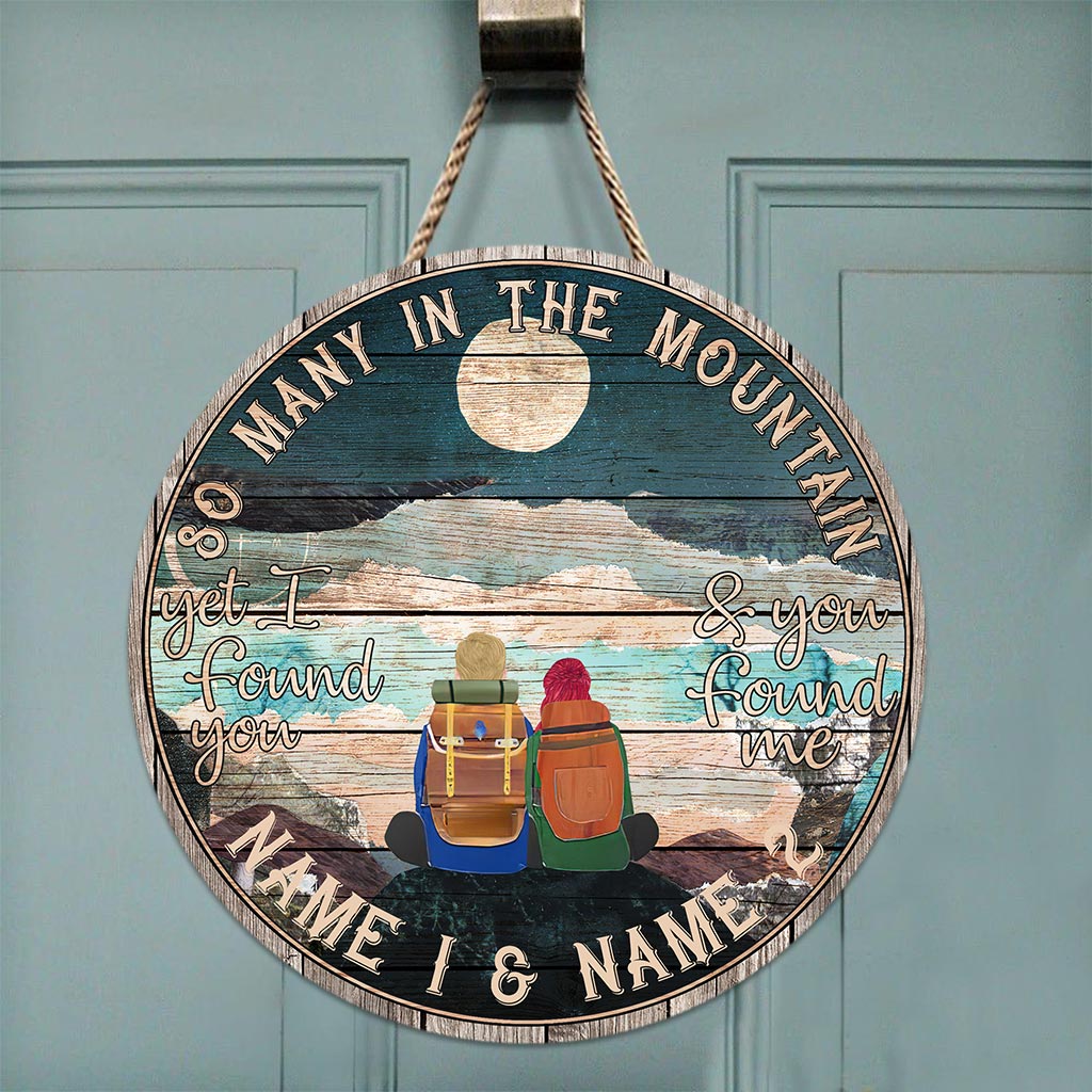 So Many In The Mountain - Hiking Personalized Round Wood Sign