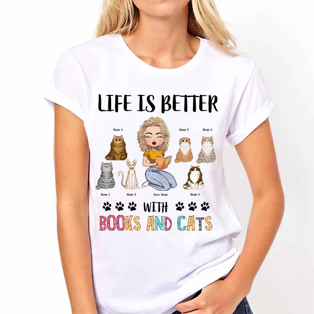Das Leben ist schöner mit Büchern und Katzen – Personalisiertes Buch-T-Shirt und Hoodie
