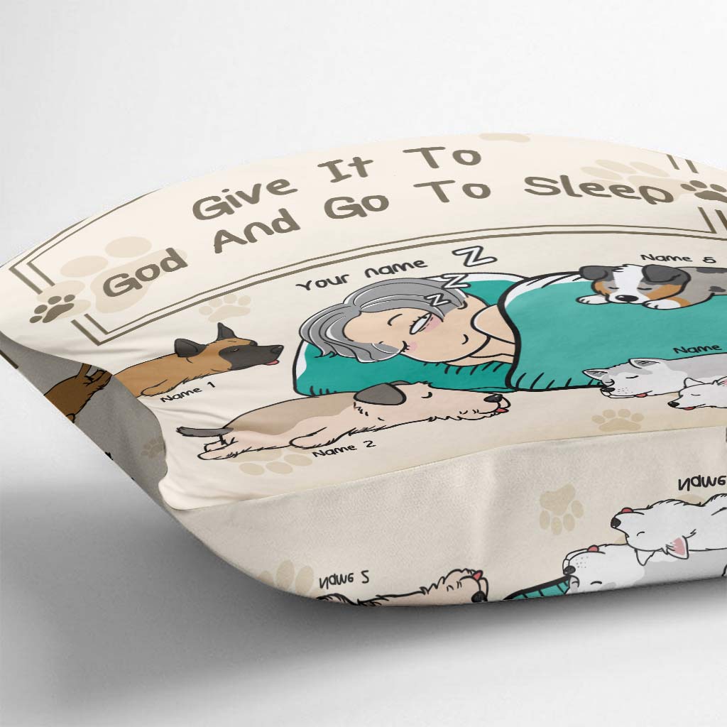 Gib es Gott und geh schlafen – personalisiertes Hunde-Dekokissen