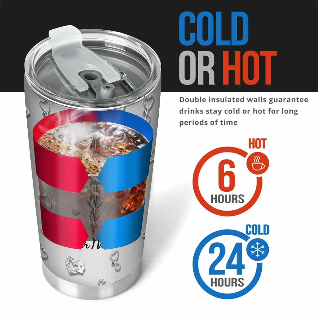 Sie arbeitet bereitwillig mit ihrer Hand – personalisierter Krankenschwester-Trinkbecher